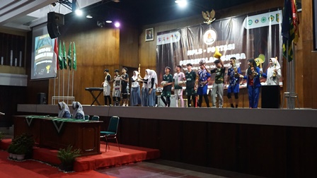 SMA MUHI GELAR PARADE EKSKUL DI HARI TERAKHIR MPLS