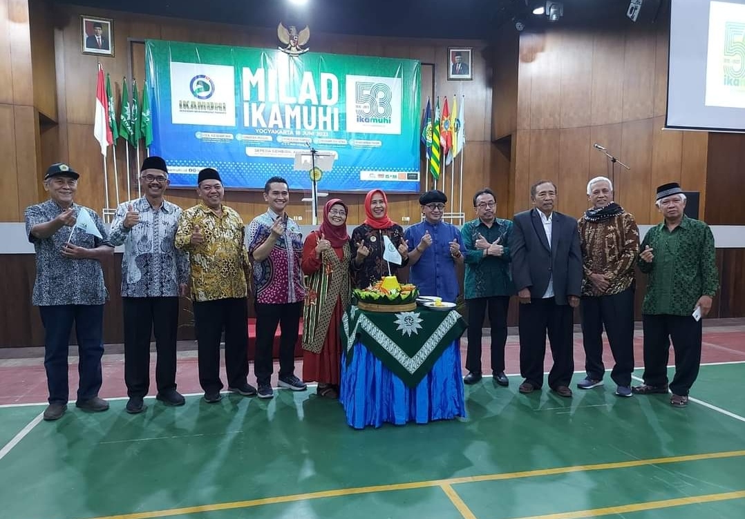 SEMARAK MILAD IKATAN ALUMNI SMA MUHAMMADIYAH 1 YOGYAKARTA KE-53 GELAR BAKTI UNTUK NEGERI