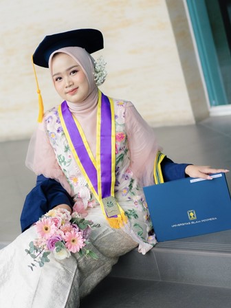 Nur Atiqah Khairunisa, S.I.Kom.