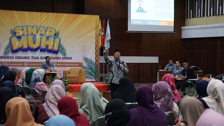 TINGKATKAN SINERGITAS ORANG TUA DAN SEKOLAH, SMA MUHI GELAR ‘SINAR MUHI’ 