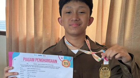 ABDUL SHARMAN SHALEH BERHASIL MERAIH 2 MEDALI EMAS DALAM OLIMPIADE SAINS INDONESIA