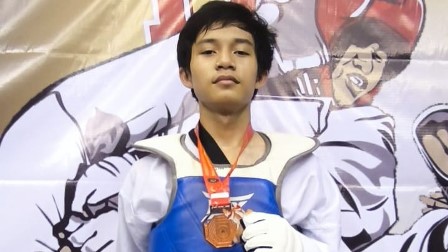 ABIMANYU JUARA 3 DALAM ‘PERTARUNGAN’ SUPER FIGHT TAEKWONDO