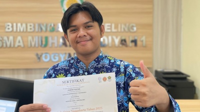 Siswa SMA Muhammadiyah 1 Yogyakarta Raih Medali Perunggu di Olimpiade Sains Yogyakarta 2025