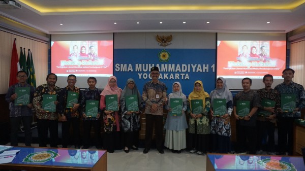 MENUJU TAHUN TRANSFORMASI GURU