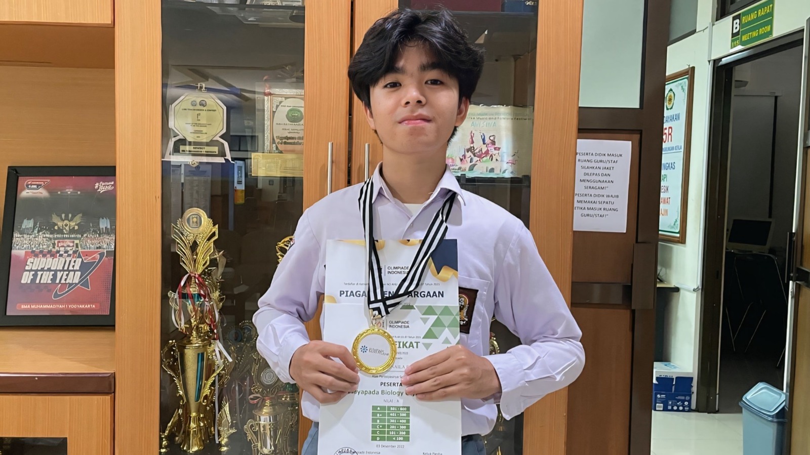 MUHAMMAD AL-FATIH BORONG 4 MEDALI EMAS SEKALIGUS DALAM KEJUARAAN SAINS
