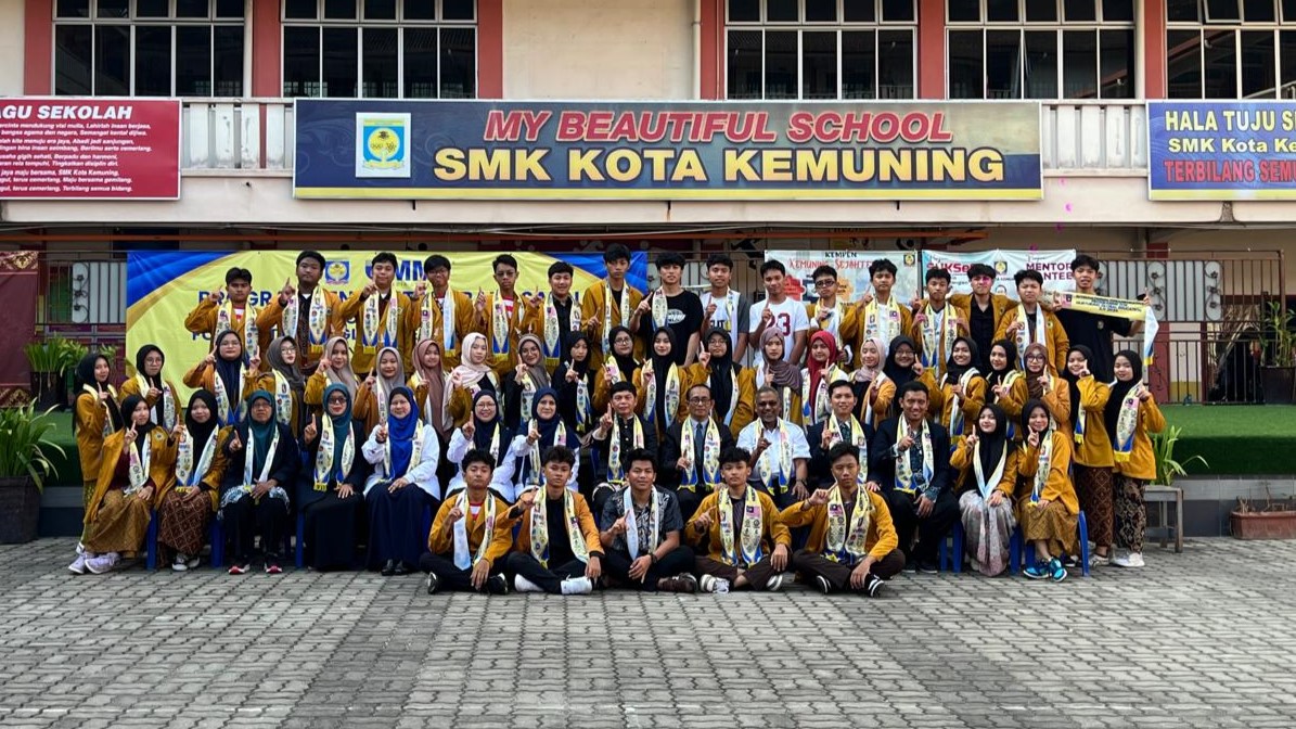46 PESERTA DIDIK SMA MUHI BERKUNJUNG KE MALAYSIA - SINGAPURA