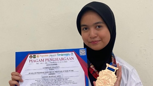Semangat Juang dan Disiplin: Luthfiah Torehkan Prestasi di Ajang Taekwondo