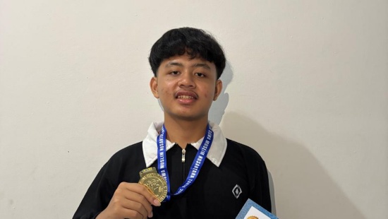 Siswa Kelas X-G Raih Medali Emas pada Olimpiade Siswa Muslim Nasional