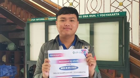 MUHI KEMBALI RAIH PRESTASI MELALUI DEBAT
