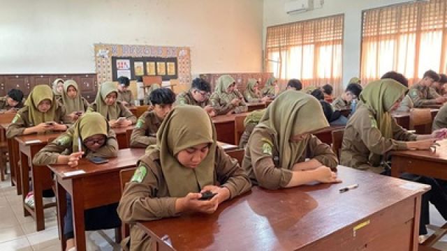 PELAKSANAAN ASESMEN SUMATIF AKHIR TAHUN SMA MUHAMMADIYAH 1 YOGYAKARTA DIIKUTI OLEH KELAS X DAN XI