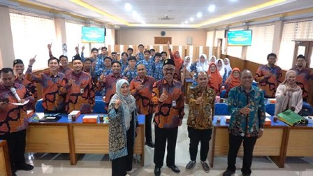 MENYAMBUT KUNJUNGAN DARI STAF KHUSUS MENDIKDASMEN