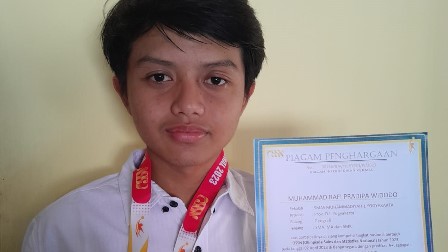 MUHAMMAD RAFI PRADIPA WIDODO RAIH DUA MEDALI PADA OLIMPIADE SAINS DAN STATISTIKA NASIONAL 2023