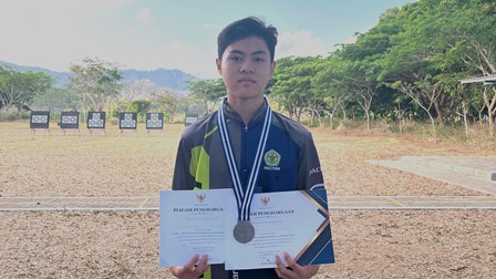 WAFIQUROHMAN FALAH JUARA 1 PANAHAN BEREGU KEJURCAB PACITAN 