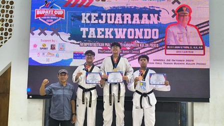 SISWA SMA MUHAMMADIYAH 1 YOGYAKARTA RAIH EMAS DI KEJUARAAN TAEKWONDO BUPATI CUP KULONPROGO