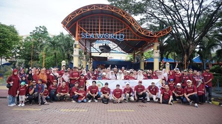 SMA MUHI GELAR WISATA KELUARGA KE JAKARTA